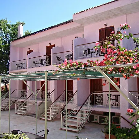 Kristi Apartamento *