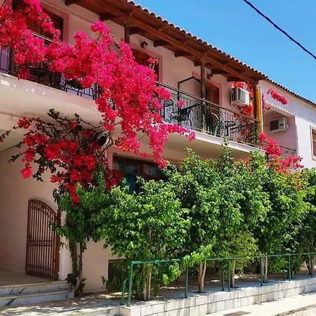 Kristi Apartamento Poros (Kefalonia)