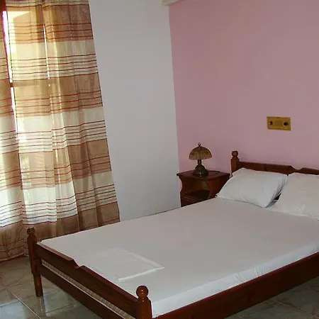 Kristi Apartamento